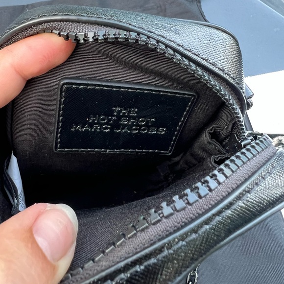 Marc Jacobs Black Crossbody - Picture 8 of 10